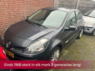 Renault Clio 1.6-16V Initiale 5 deurs 112PK! NL AUTO NAP!