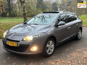 Renault Mégane Estate 1.5 dCi Dynamique Panorama Xenon Navi