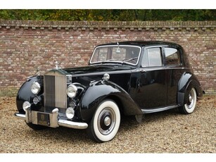 Rolls-Royce Silver Dawn 