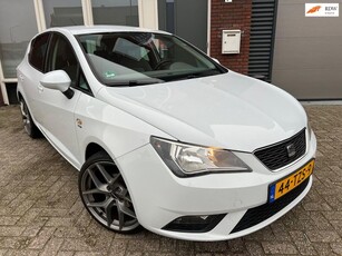 Seat Ibiza 1.2 TSI Style / 5DRS / PDC / Cruise / Clima / 18