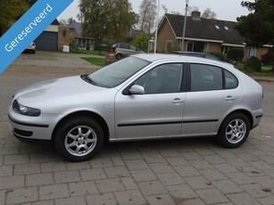 SEAT Leon 1.6-16V Stella (bj 2001)