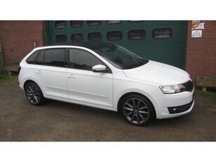 Skoda Rapid Spaceback 1.2 TSI Greentech Edition panorama dak