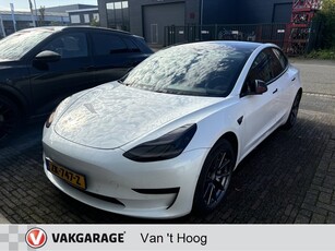 Tesla Model 3 Standard RWD Plus 60 kWh chrome delete/