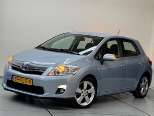 Toyota Auris 1.8 Full Hybrid Executive Dealer Onderhouden