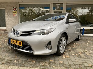 Toyota Auris Touring Sports 1.8 Hybrid Lease