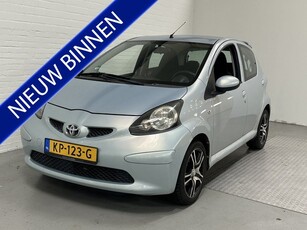 Toyota Aygo 1.0-12V Sport AIRCO / ELK.KAPPET / LMV /