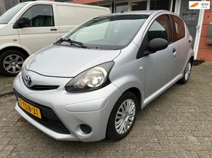 Toyota Aygo 1.0 VVT-i Now airco