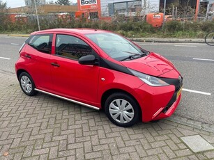 Toyota Aygo 1.0 VVT-i x-fun