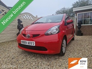 Toyota aygo red edition airco 5 deurs