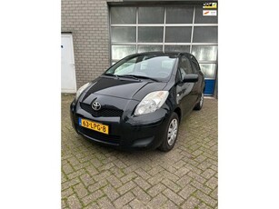 Toyota Yaris 1.0 VVTi Acces