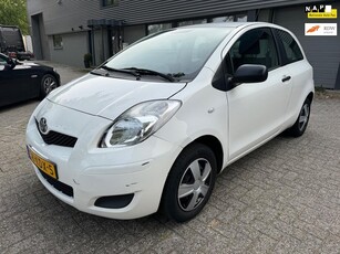 Toyota Yaris 1.0 VVTi Acces