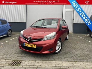 Toyota Yaris 1.3 VVT-i Aspiration Automaat, trekhaak, 1e