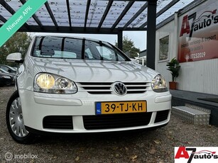 Volkswagen Golf 1.6 FSI Nieuwe APK