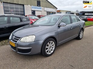 Volkswagen Jetta 1.6 Comfortline Clima Bj:2006 NAP!