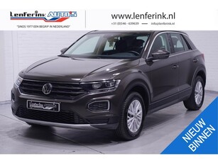 Volkswagen T-Roc 1.5 TSI Style Clima Navi PDC v+a Camera