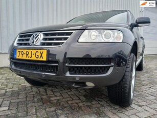 Volkswagen Touareg 4.2 V8 - Airco - Navi - Export - Motor