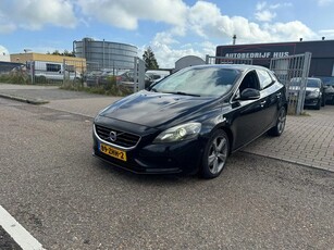 Volvo V40 2.0 DIESEL AUTOMAAT XENON/NAVI FUL FUL (bj 2012)