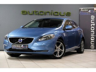 Volvo V40 2.0 T3 Momentum *152pk* Trekhaak/Blis/Lane Assist