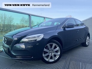 Volvo V40 2.0 T3 Nordic+Luxury Panoramadak, Leder