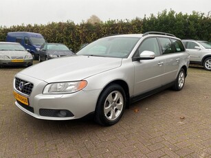 Volvo V70 2.5T Kinetic Aut. / trekhaak (bj 2007)