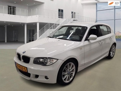 BMW 1-serie 118i High Executive M-PAKKET I AUTOMAAT I NAVI