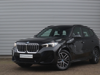 BMW X1 xDrive30e | High Executive / M Sportpakket / Innovation Pack / Parking Assistant Plus / Comfort Access / Head-Up / 18'' LMV