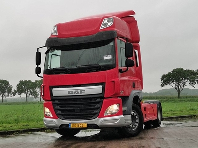 DAF CF 400 spacecab skylights