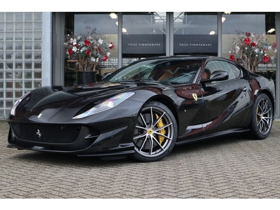 Ferrari 812 Superfast 6.5 V12 HELE Nero Daytona, Carbon