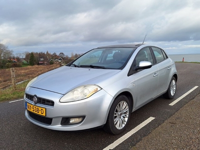 Fiat Bravo DYNAMIC 1.6 MULTIJET 16V 90 PUR02 (bj 2008)