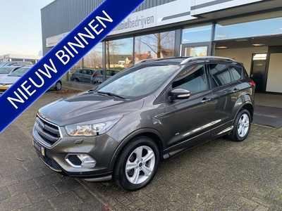 Ford Kuga 1.5 EcoBoost Black & Silver Pano Trekhaak