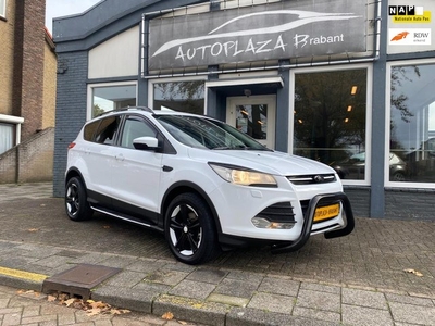 Ford Kuga 1.6 Titanium / AIRCO / CRUISE / KEYLESS GO /