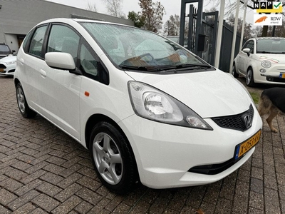 Honda JAZZ 1.2 16v V-tec Trend 5 deurs, airco ,elec pakket