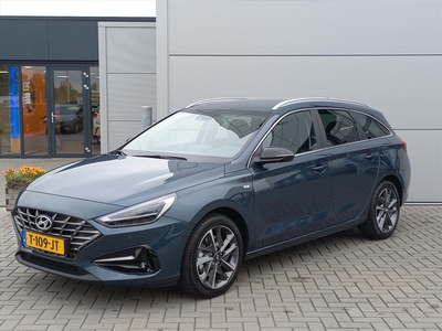 HYUNDAI I30 Wagon 1.5T 160pk PREMIUM, CLIMA/NAVI/LEER/WINTERPACK + TREKHAAK (1410kg)