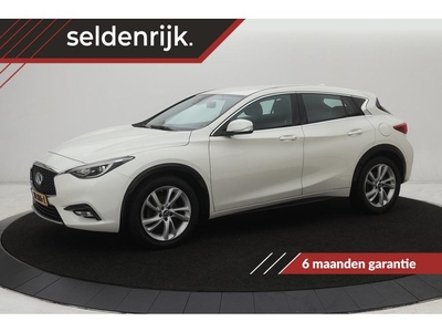 Infiniti Q30 1.6t Premium Stoelverwarming Navigatie