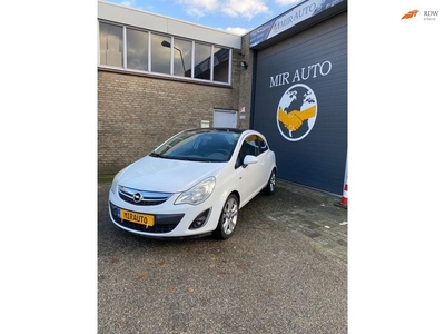 Opel Corsa 1.4-16V Color Edition