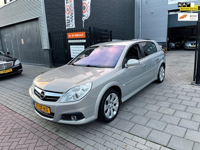 Opel Signum 2.2-16V Executive 3e Eigenaar! Trekhaak Airco