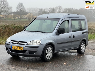 Opel Tour 1.4-16V Essentia AIRCO/APK 30-09-2024/ZEER NETJES!