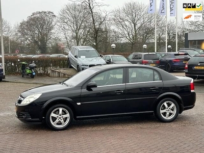 Opel Vectra 1.8-16V