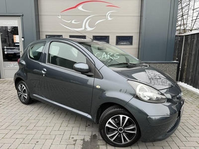 Toyota Aygo 1.0-12V + AIRCO DEALER ONDERH. NIEUWE APK!