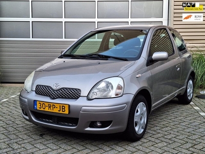 Toyota Yaris 1.0 VVT-i S-Line Zeer lage km stand