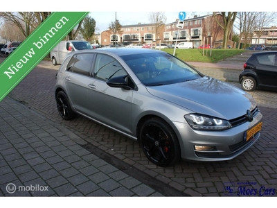 Volkswagen Golf 1.2 TSI Highline R-Design