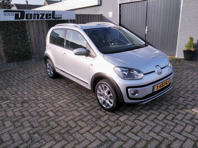 Volkswagen up! 1.0 cross up! BlueMotion NAVIGATIE