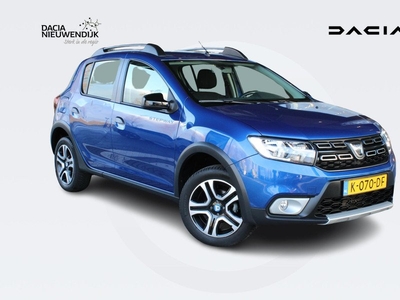 Dacia Sandero 1.0 TCe Bi-Fuel Stepway Serie Limitee 15th Anniv. TREKHAAK / LPG / NAVIGATIE / PARKEERSENSOREN / PARKEERCAMERA / BLUETOOTH / AIRCO / CRUISE CONTROL