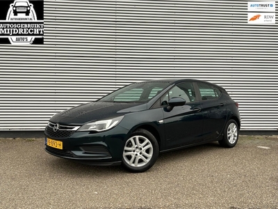 Opel Astra Benzine