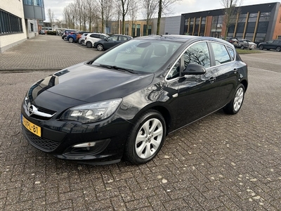 Opel Astra Benzine