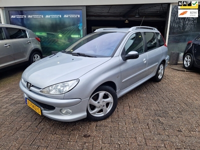 Peugeot 206 Benzine