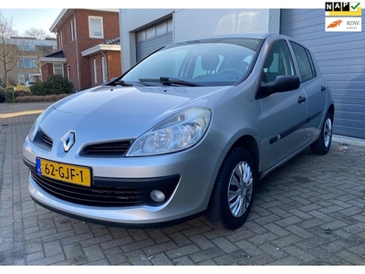 Renault Clio Benzine