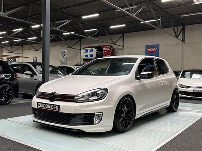 Volkswagen Golf Benzine