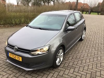 Volkswagen Polo Benzine