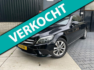 Mercedes-Benz C-klasse 180 / Stoelverwarming / PDC/ Camera / Navigatie / Apple Carplay / LED High-Performance Headlamps,